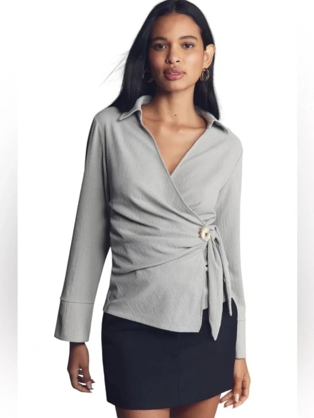Anthropologie hardware wrap top medium collared gold hardware blouse gray